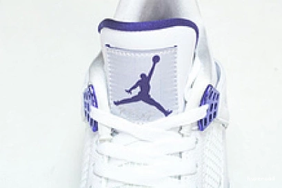 Hyperoad RETRO 4 METALLIC PURPLE JORDAN 0901